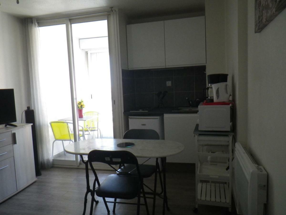 Jolis Studios Vue Sur Mer Port, Etangs Et Canaux Residence Rivercity Carnon-Plage Exterior photo