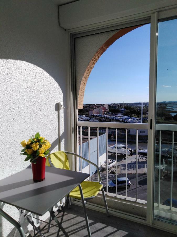 Jolis Studios Vue Sur Mer Port, Etangs Et Canaux Residence Rivercity Carnon-Plage Exterior photo